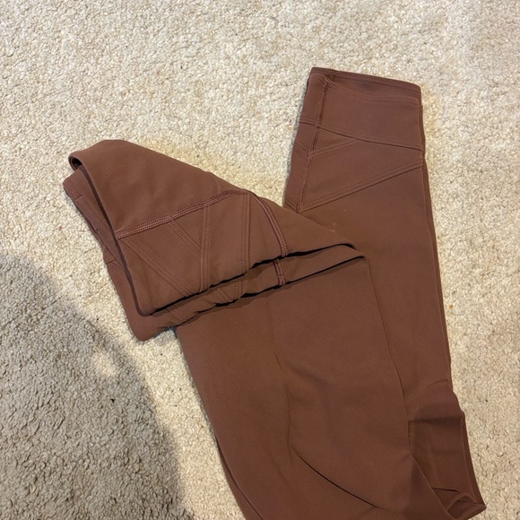 Athleta Elation Pirouette 7/8 Leggings in Dusty Rose Pink - Picture 5 of 7